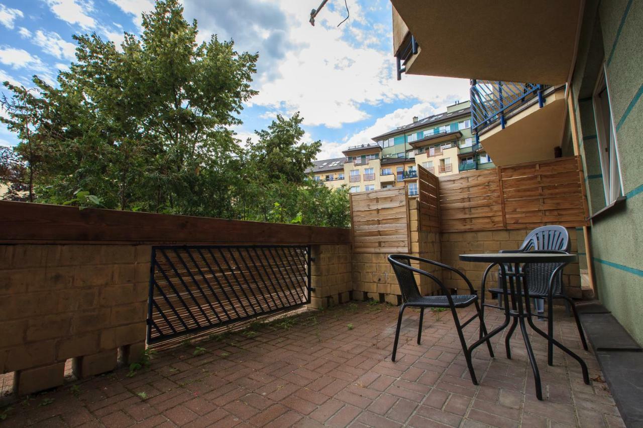 Green Kabaty Apartment 2 Varşova Oda fotoğraf